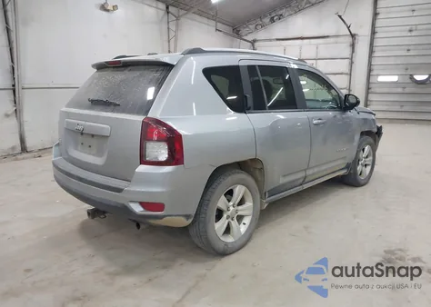 2016 Jeep Compass Sport из США, поврежденный, VIN 1C4NJDBB3GD756482